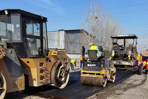 好好使用挖掘機(jī)就要多了解相關(guān)事項